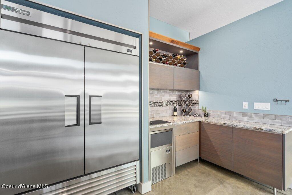 Sandpoint, Idaho, 83864, United States, 4 Bedrooms Bedrooms, ,3 BathroomsBathrooms,Residential,For Sale,1983378