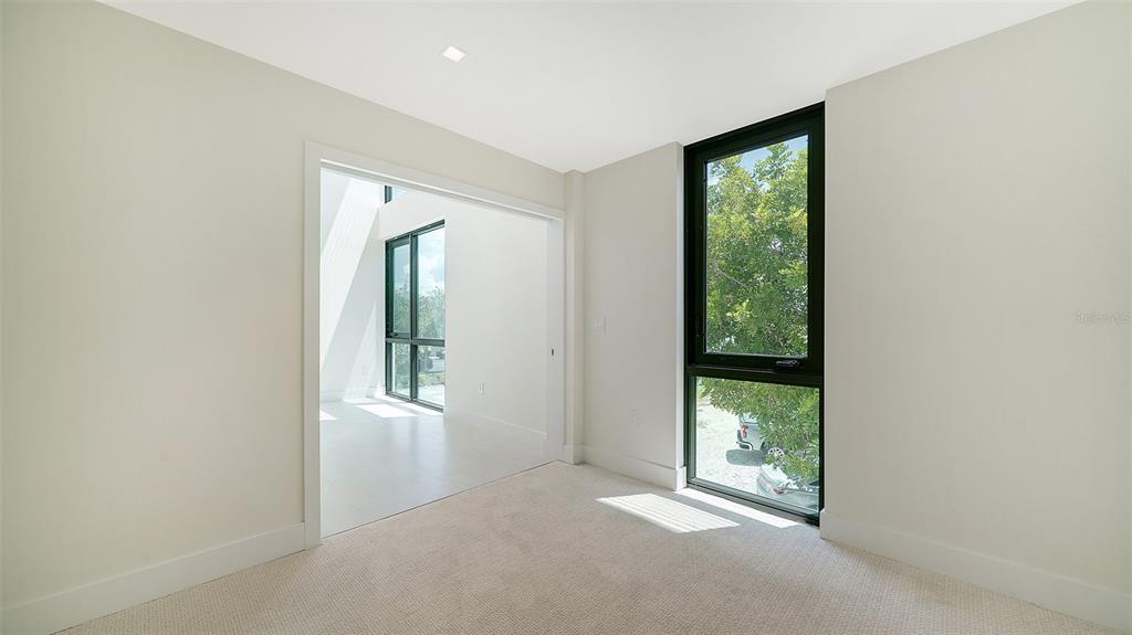 Sarasota, Florida, 34236, United States, 2 Bedrooms Bedrooms, ,2 BathroomsBathrooms,Residential,For Sale,1991932