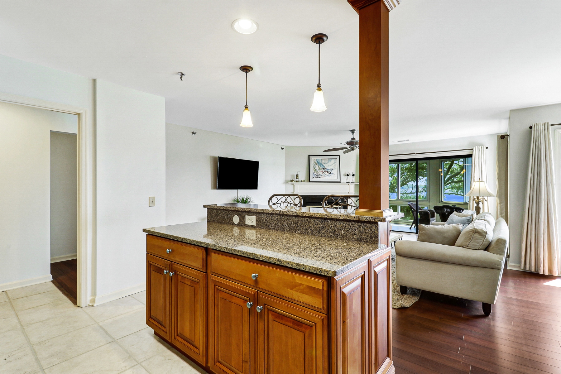  73 Skull Creek Drive Unit #210, Hilton Head Island - 物件實景
