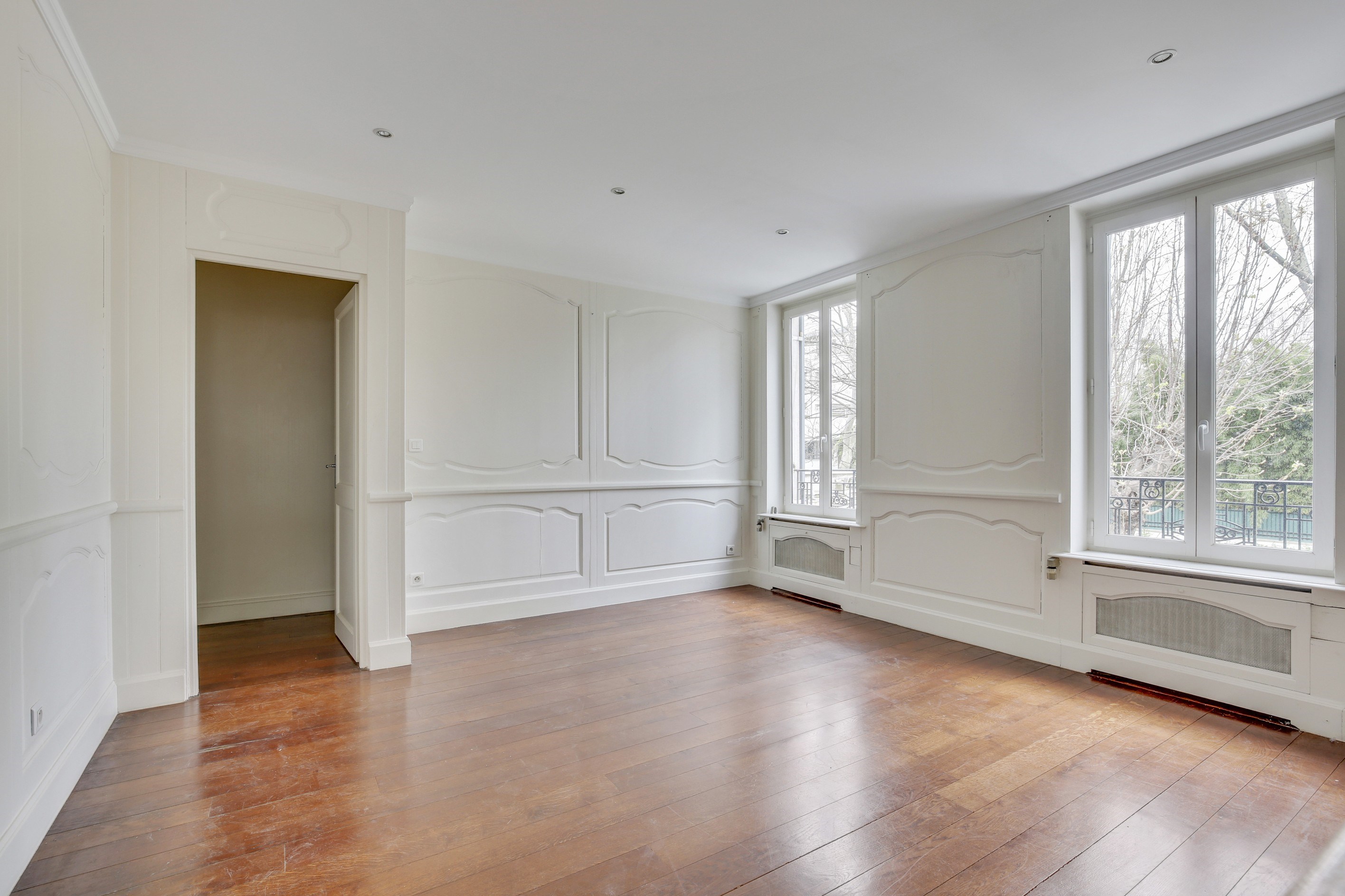  Private mansion for sale in Neuilly-sur-Seine - île de la Grande Jatte - 物件實景