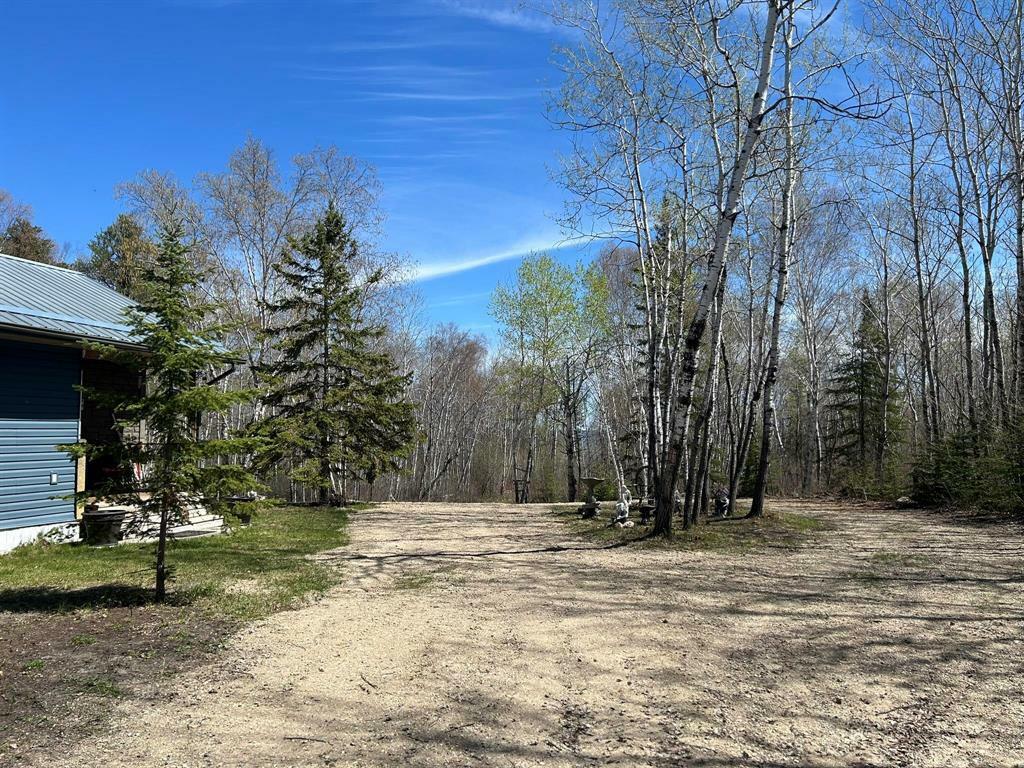 TRAVERSE BAY, Manitoba, R0E 2A0, CA, 2 Bedrooms Bedrooms, ,1 BathroomBathrooms,Residential,For Sale,1838361