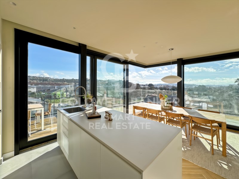 Oleiros, Galicia, 15179, ES, 2 Bedrooms Bedrooms, ,2 BathroomsBathrooms,Residential,For Sale,1729287