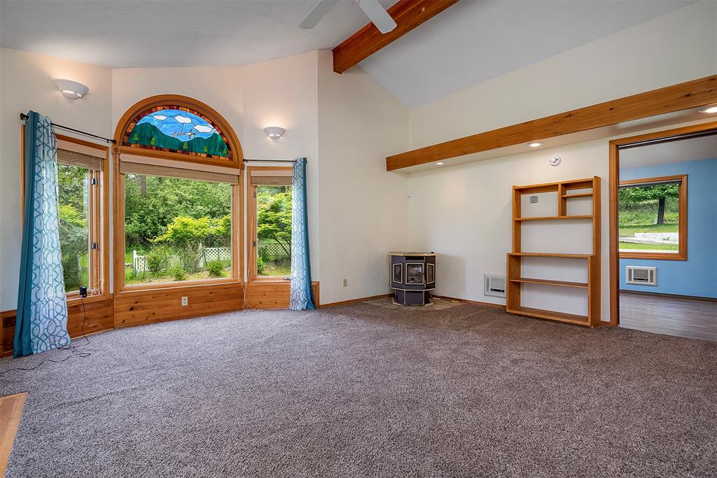 Polson, Montana, 59860, United States, 3 Bedrooms Bedrooms, ,1 BathroomBathrooms,Residential,For Sale,1846037