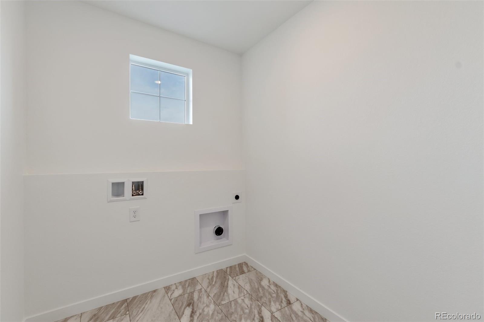 704 Yankee Boy Loop, Elizabeth, Colorado, 80107, United States, 3 Bedrooms Bedrooms, ,2 BathroomsBathrooms,Residential,For Sale,704 Yankee Boy Loop,1482316