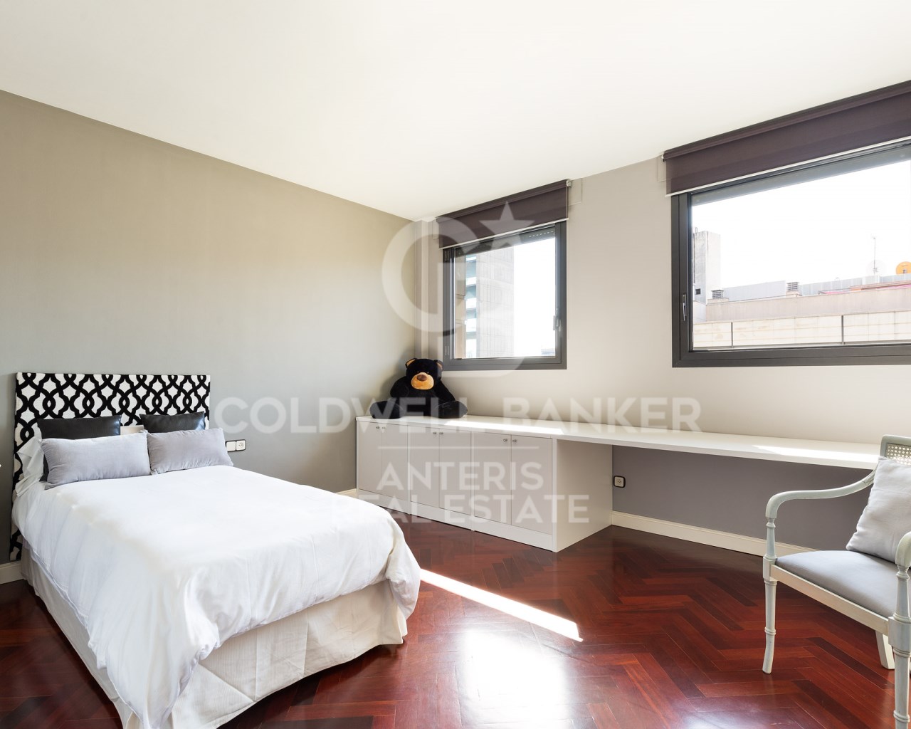 Barcelona, Barcelona, Eixample, La Nova Esquerra d, Barcelona, Catalonia, ES, 6 Bedrooms Bedrooms, ,5 BathroomsBathrooms,Residential,For Sale,Barcelona, Barcelona, Eixample, La Nova Esquerra d,1619004
