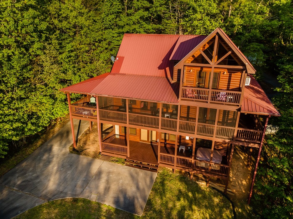 Mineral Bluff, Georgia, 30559, United States, 3 Bedrooms Bedrooms, ,3 BathroomsBathrooms,Residential,For Sale,1986292