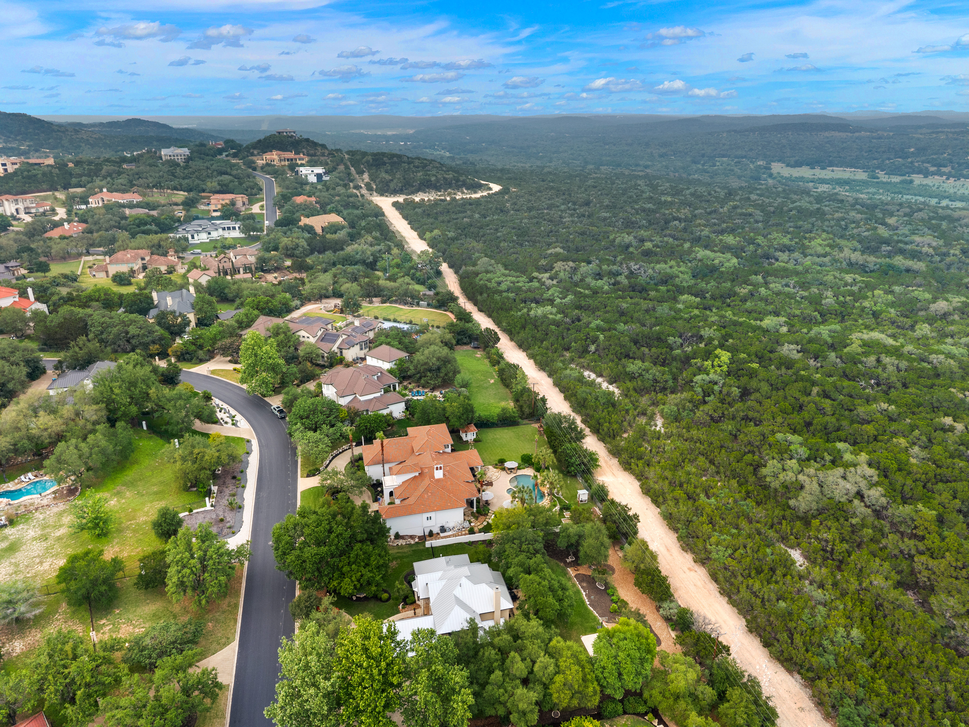  Elevated Dominion Living in Vineyard Estates - 物件實景