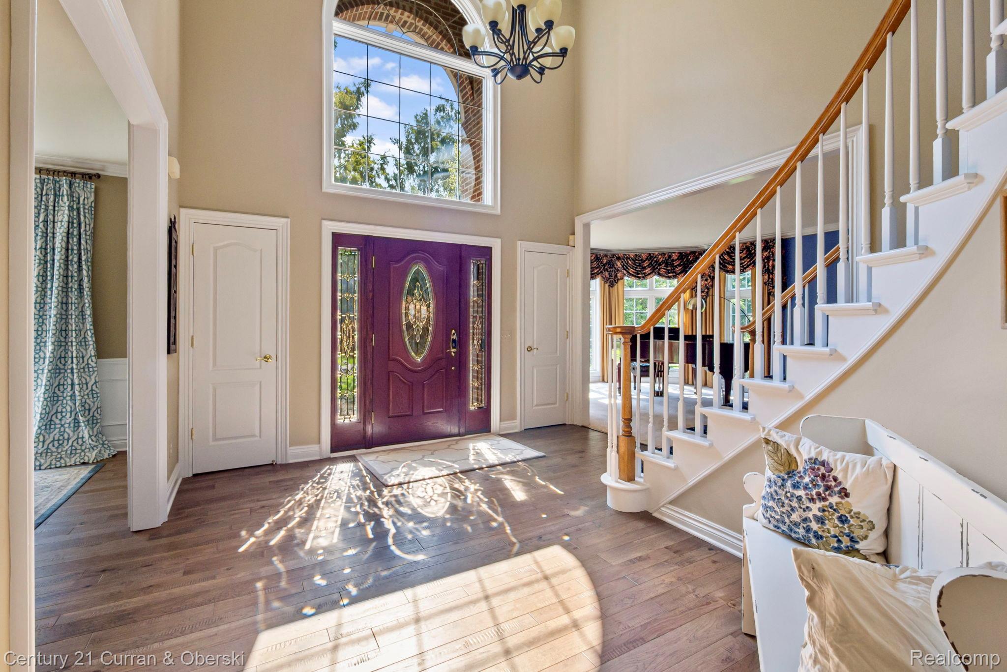 Novi, Michigan, 48374, United States, 4 Bedrooms Bedrooms, ,6 BathroomsBathrooms,Residential,For Sale,1914653