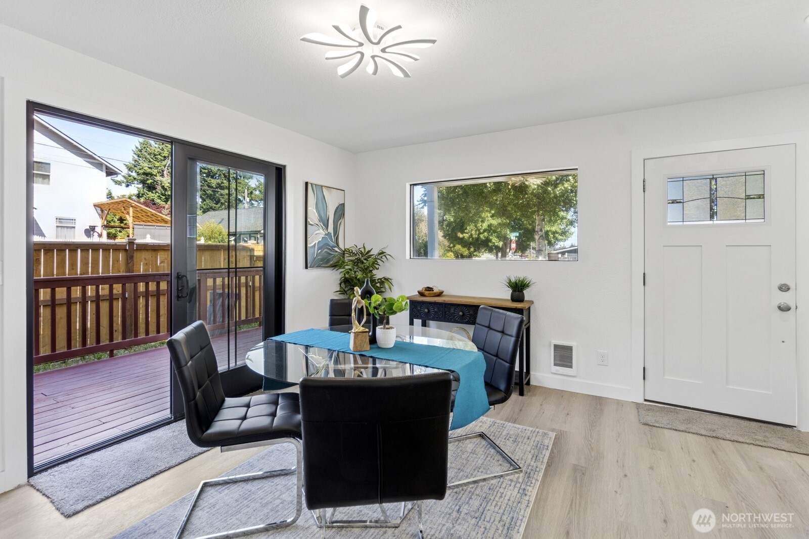 Tacoma, Washington, 98407, United States, 5 Bedrooms Bedrooms, ,3 BathroomsBathrooms,Residential,For Sale,1910786