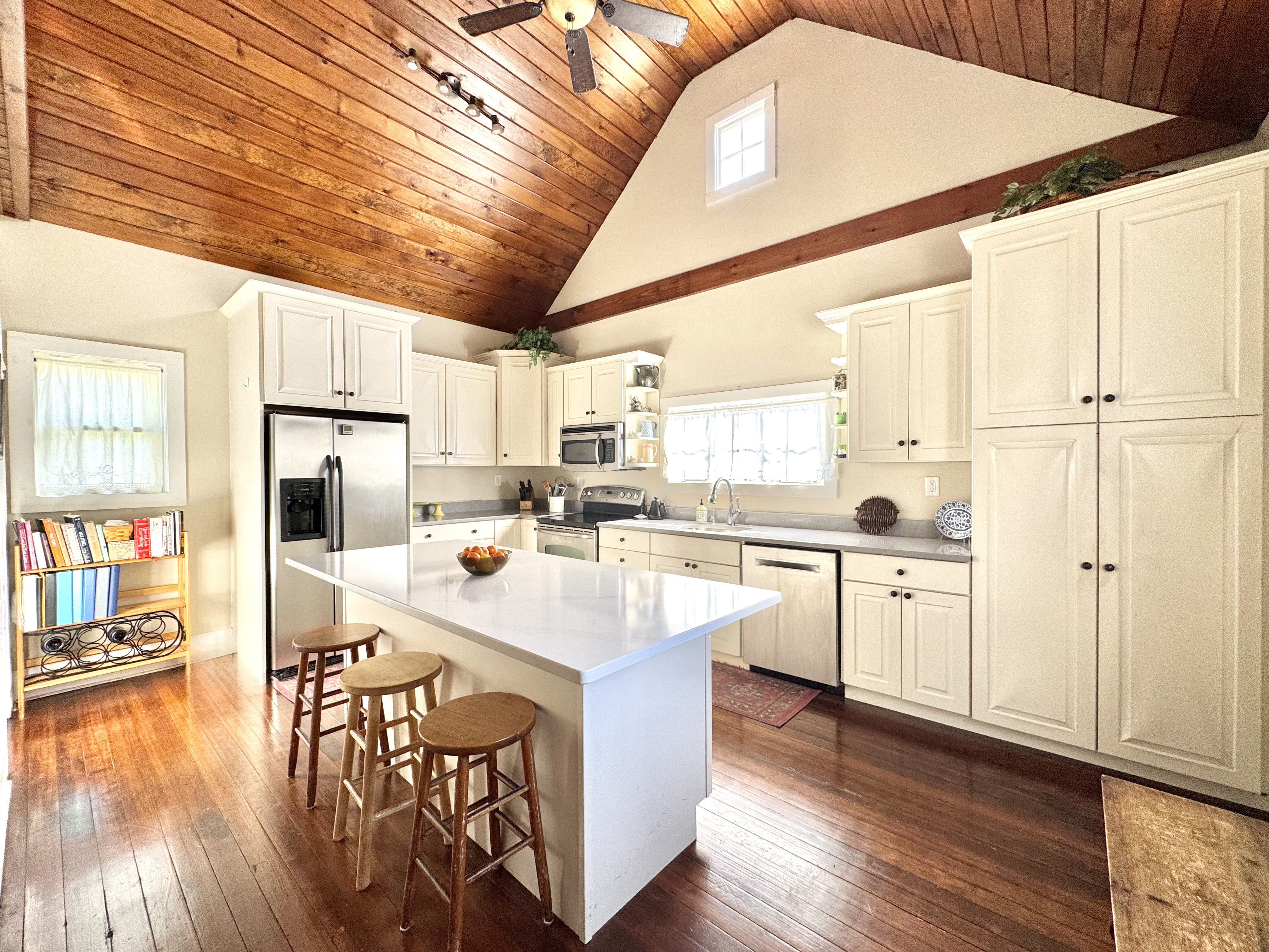 Catskill, New York, 12414, United States, 3 Bedrooms Bedrooms, ,2 BathroomsBathrooms,Residential,For Sale,1990409