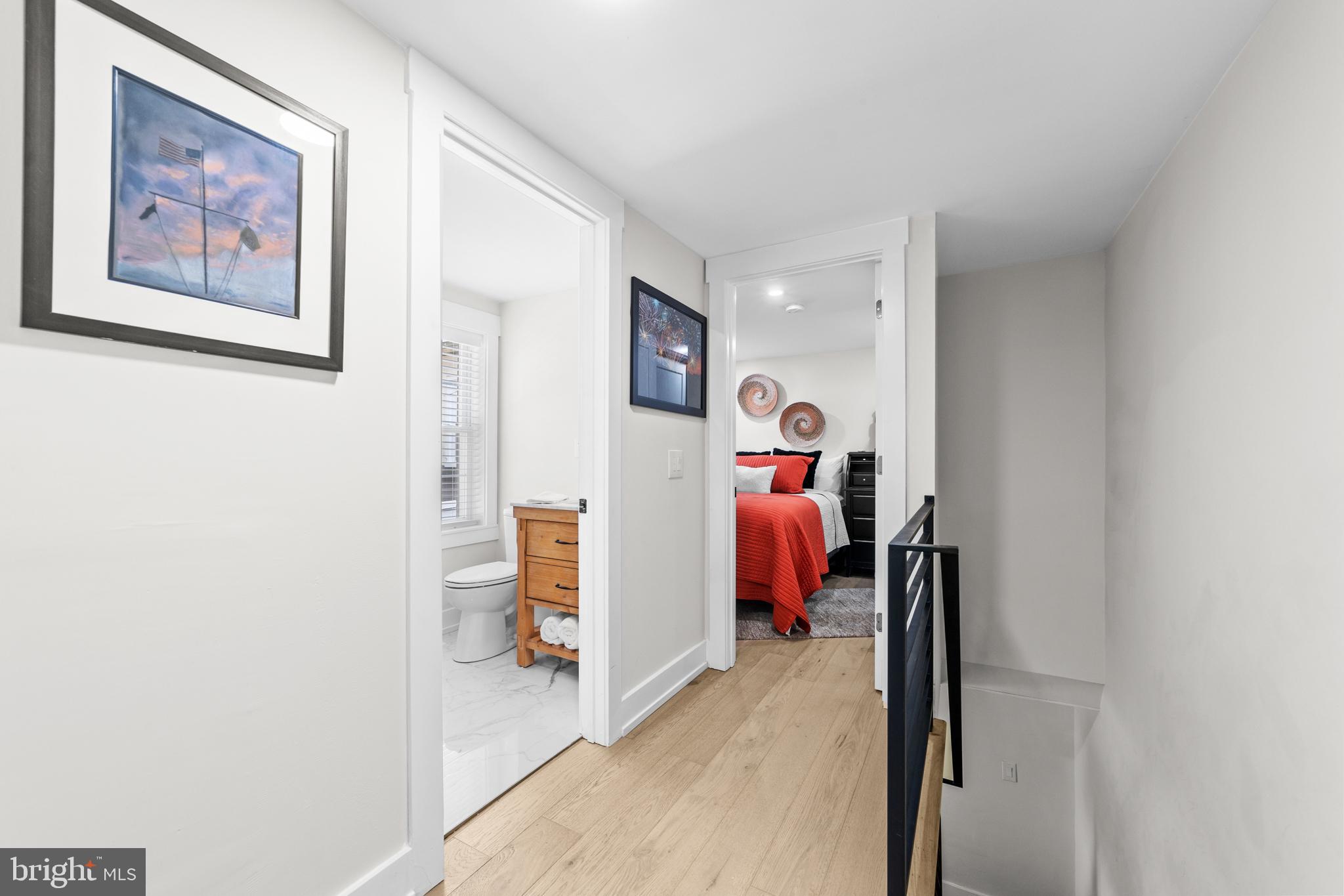 PHILADELPHIA, Pennsylvania, 19107, United States, 3 Bedrooms Bedrooms, ,3 BathroomsBathrooms,Residential,For Sale,1989862