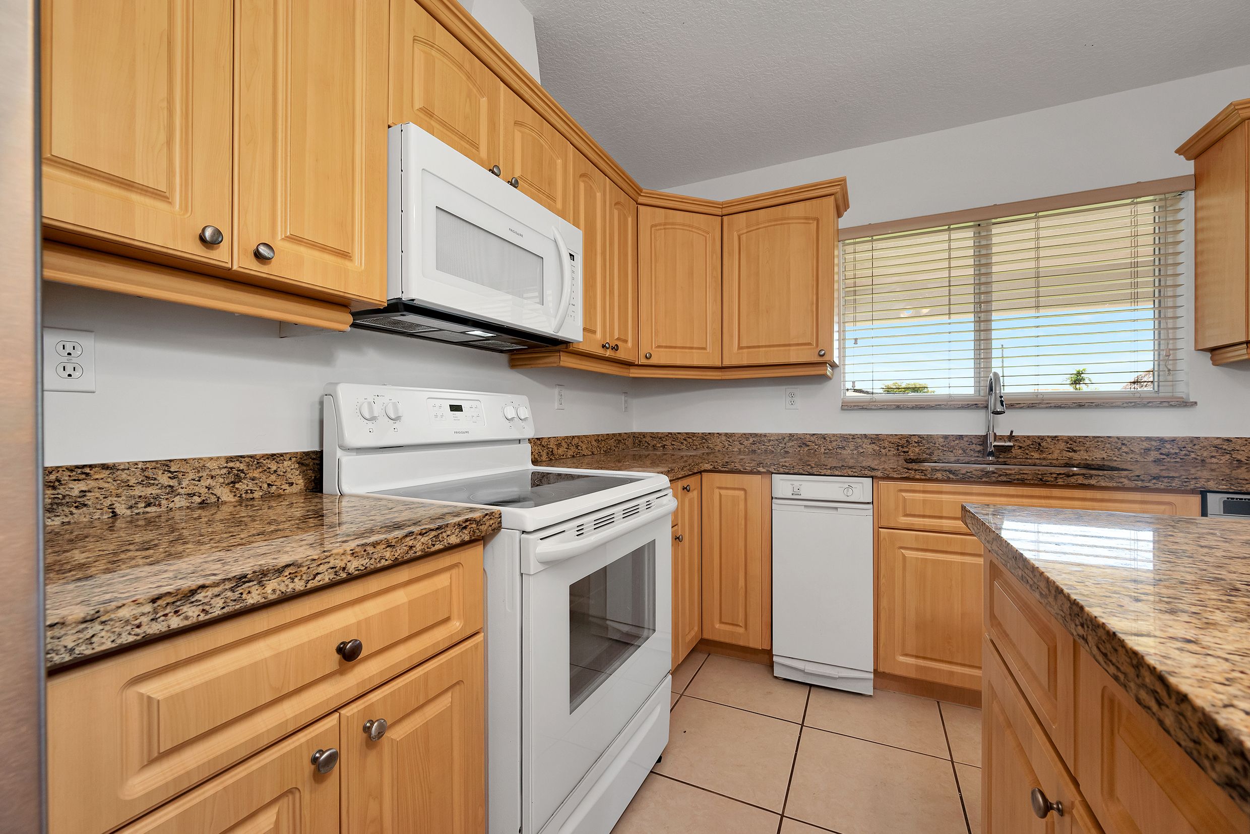  4145 SW 84th Ct, Miami, FL, 33155 - 物件實景