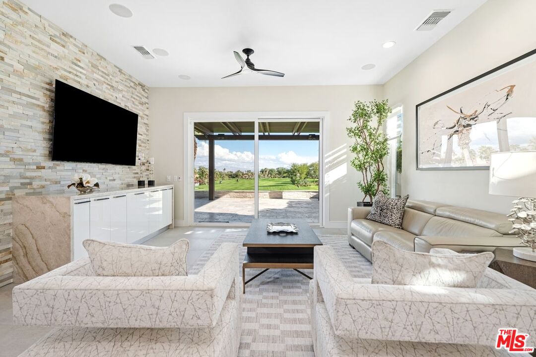 Palm Desert, California, 92211, United States, 3 Bedrooms Bedrooms, ,4 BathroomsBathrooms,Residential,For Sale,1997361