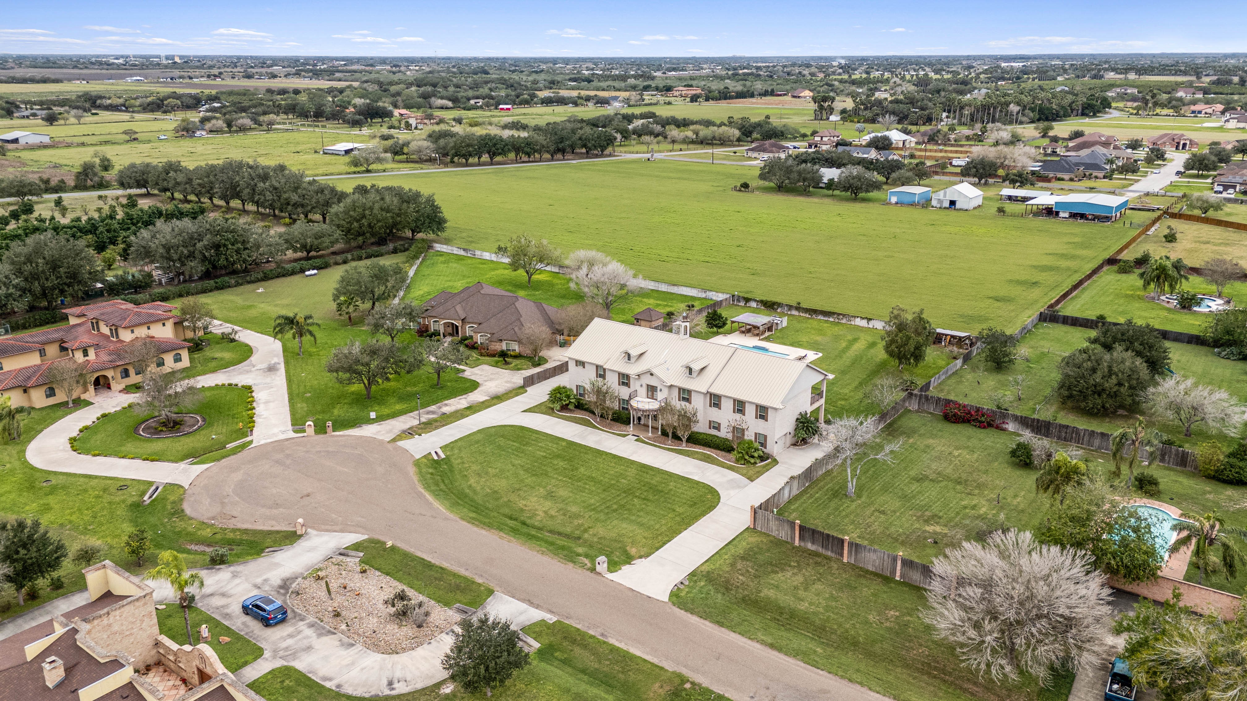 14847 Valencia Circle South, Harlingen, Texas, 78552, United States, 5 Bedrooms Bedrooms, ,7 BathroomsBathrooms,Residential,For Sale,14847 Valencia Circle South,1683740