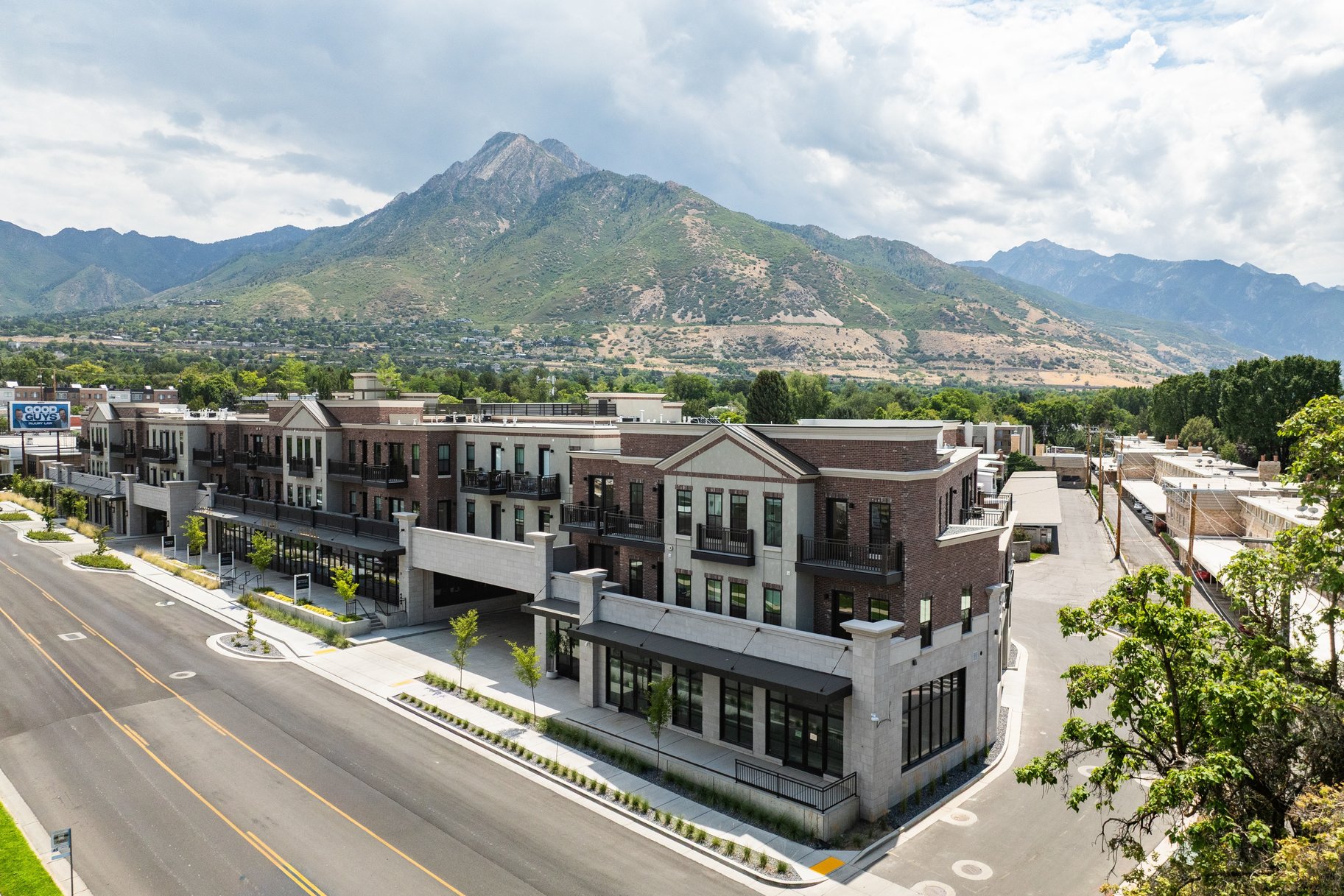  First-Ever Release, Exclusive Private Collection Condo at Apollo Square - 物件實景
