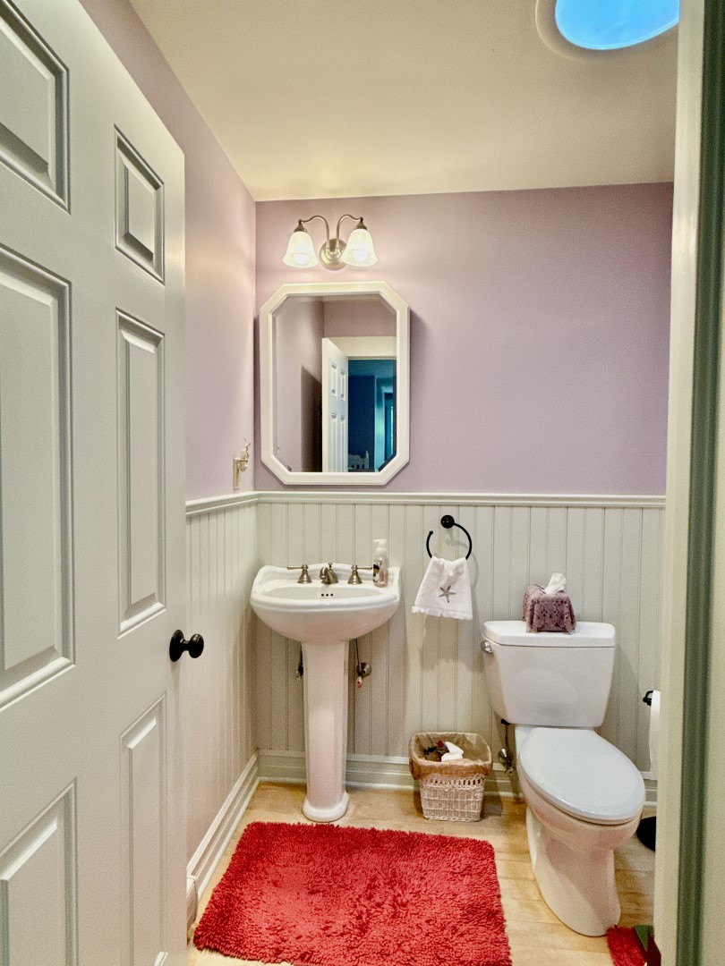 Hawley, Pennsylvania, 18428, United States, 3 Bedrooms Bedrooms, ,4 BathroomsBathrooms,Residential,For Sale,1846687