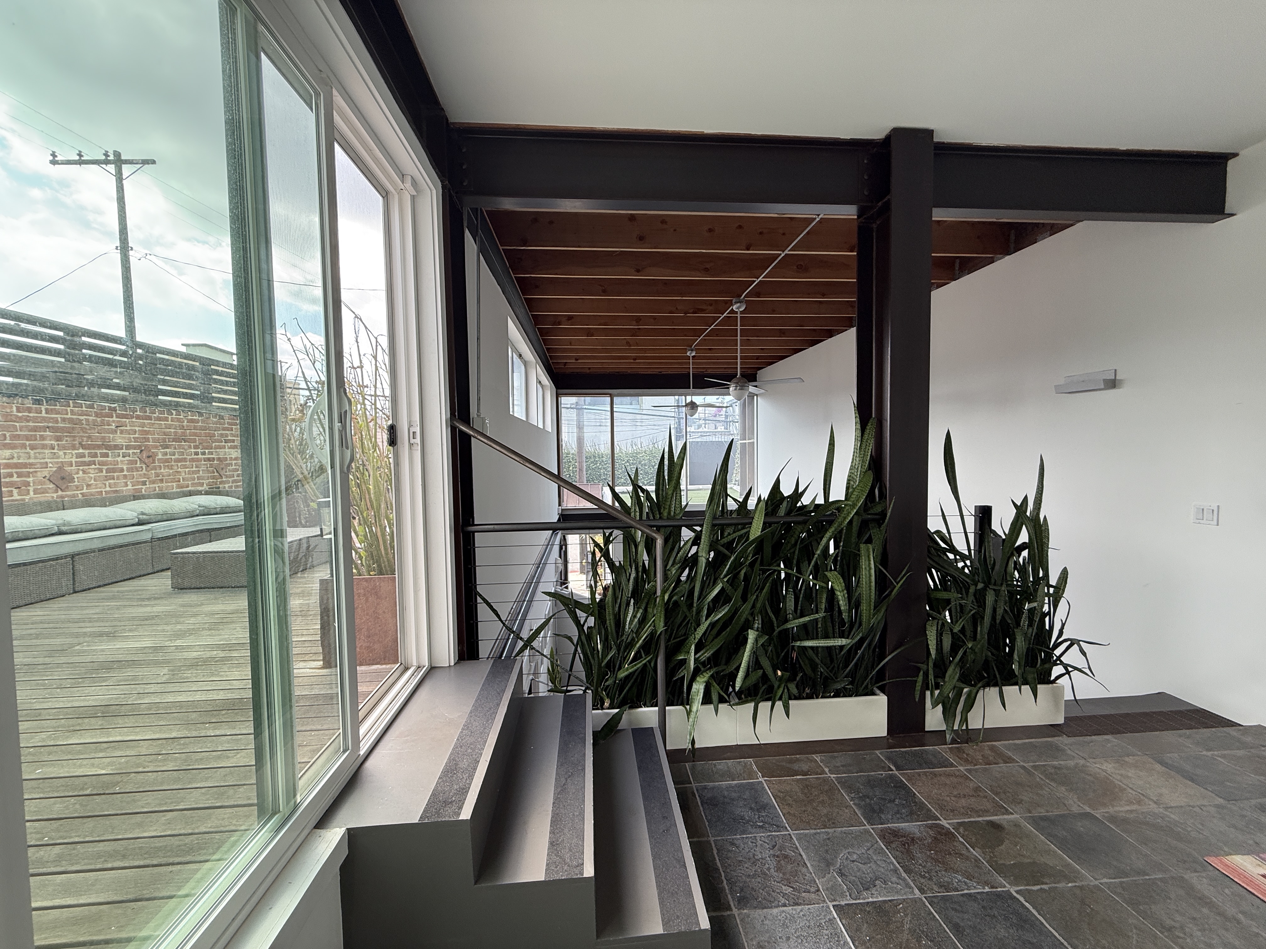 Venice, California, 90291, United States, 2 Bedrooms Bedrooms, ,2 BathroomsBathrooms,Residential,For Sale,1989635