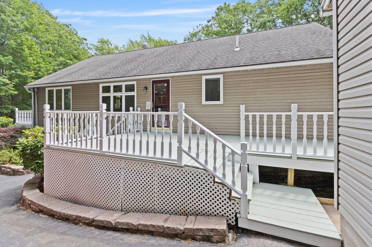 Biddeford, Maine, 04005, United States, 3 Bedrooms Bedrooms, ,2 BathroomsBathrooms,Residential,For Sale,1903866