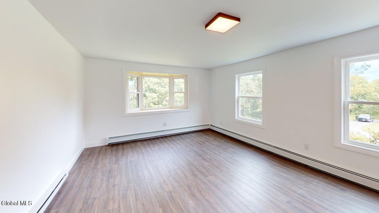Summit, New York, 12175, United States, 3 Bedrooms Bedrooms, ,4 BathroomsBathrooms,Residential,For Sale,1942619