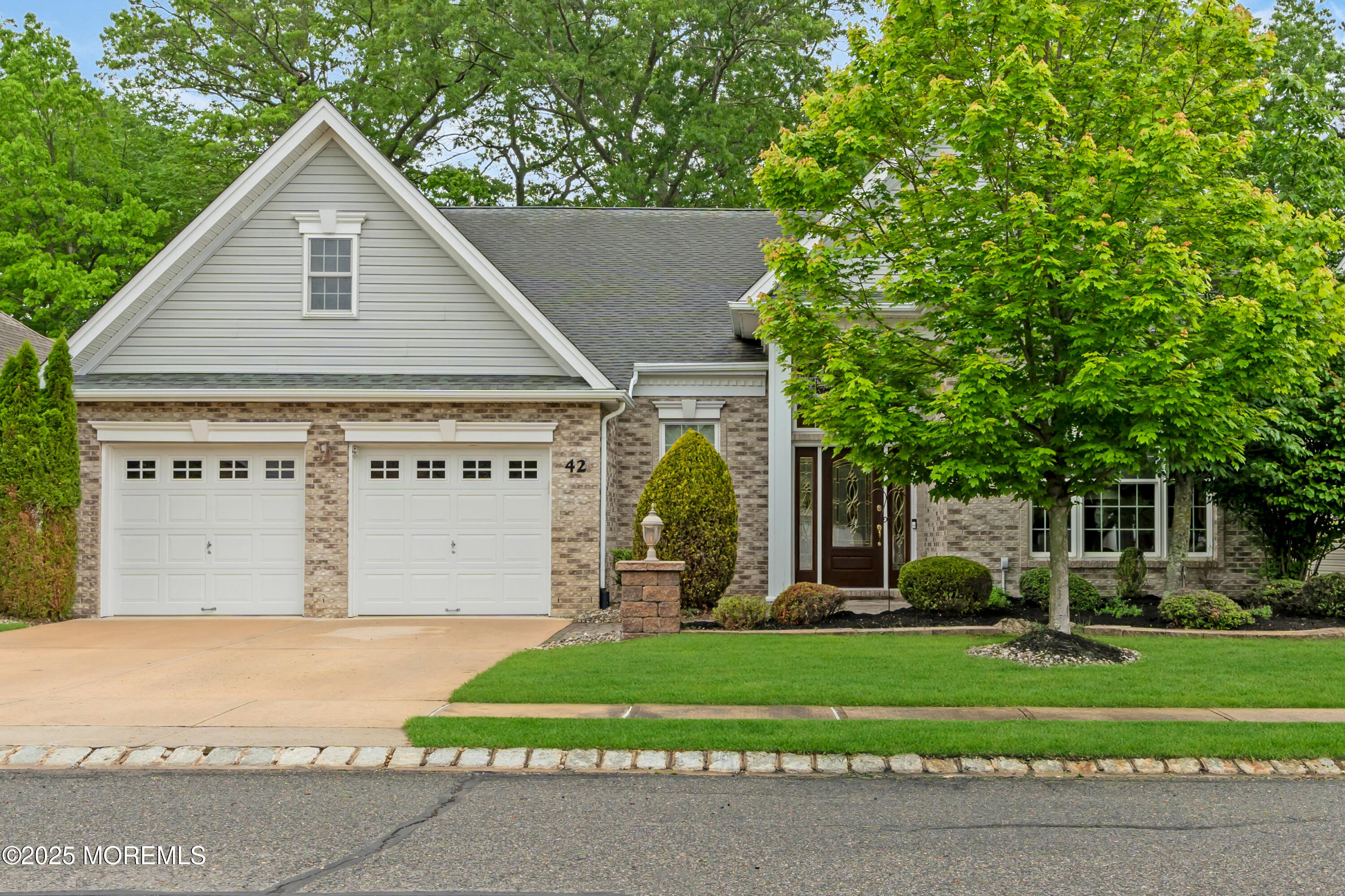 Freehold, New Jersey, 07728, United States, 2 Bedrooms Bedrooms, ,2 BathroomsBathrooms,Residential,For Sale,1929007