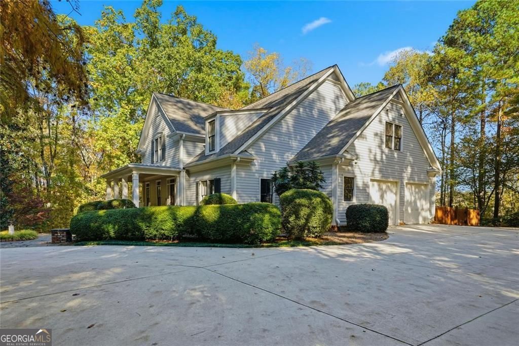 Kennesaw, Georgia, 30152, United States, 5 Bedrooms Bedrooms, ,3 BathroomsBathrooms,Residential,For Sale,1988783