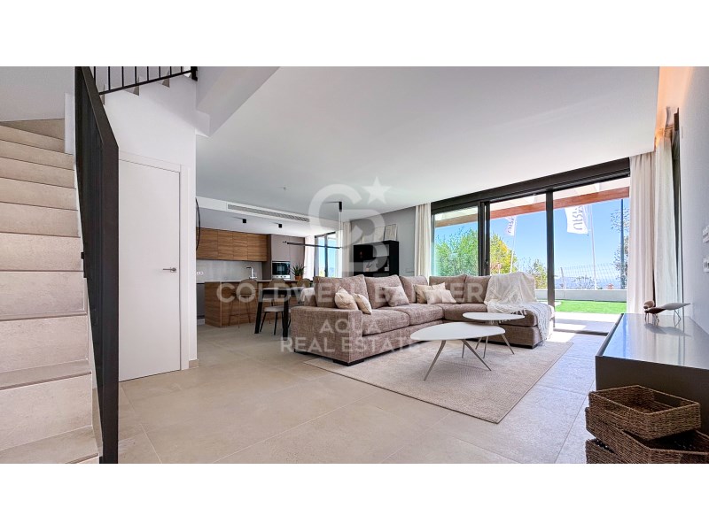 Polop, Comunidad Valenciana, ES, 3 Bedrooms Bedrooms, ,3 BathroomsBathrooms,Residential,For Sale,1711932