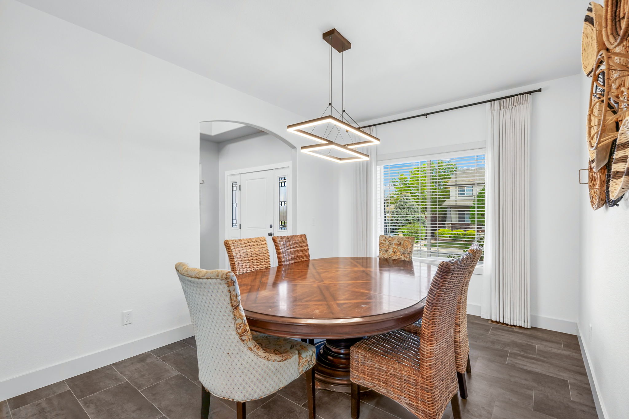  Great 2 Story With Main Floor Master Located Between Raindance and Pelican Lakes - 物件實景