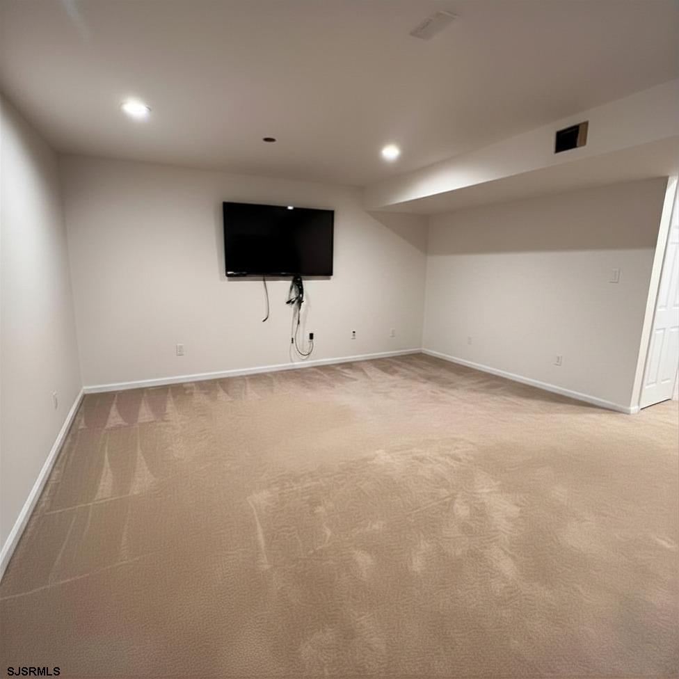 Mays Landing, New Jersey, 08330, United States, 4 Bedrooms Bedrooms, ,3 BathroomsBathrooms,Residential,For Sale,2040411