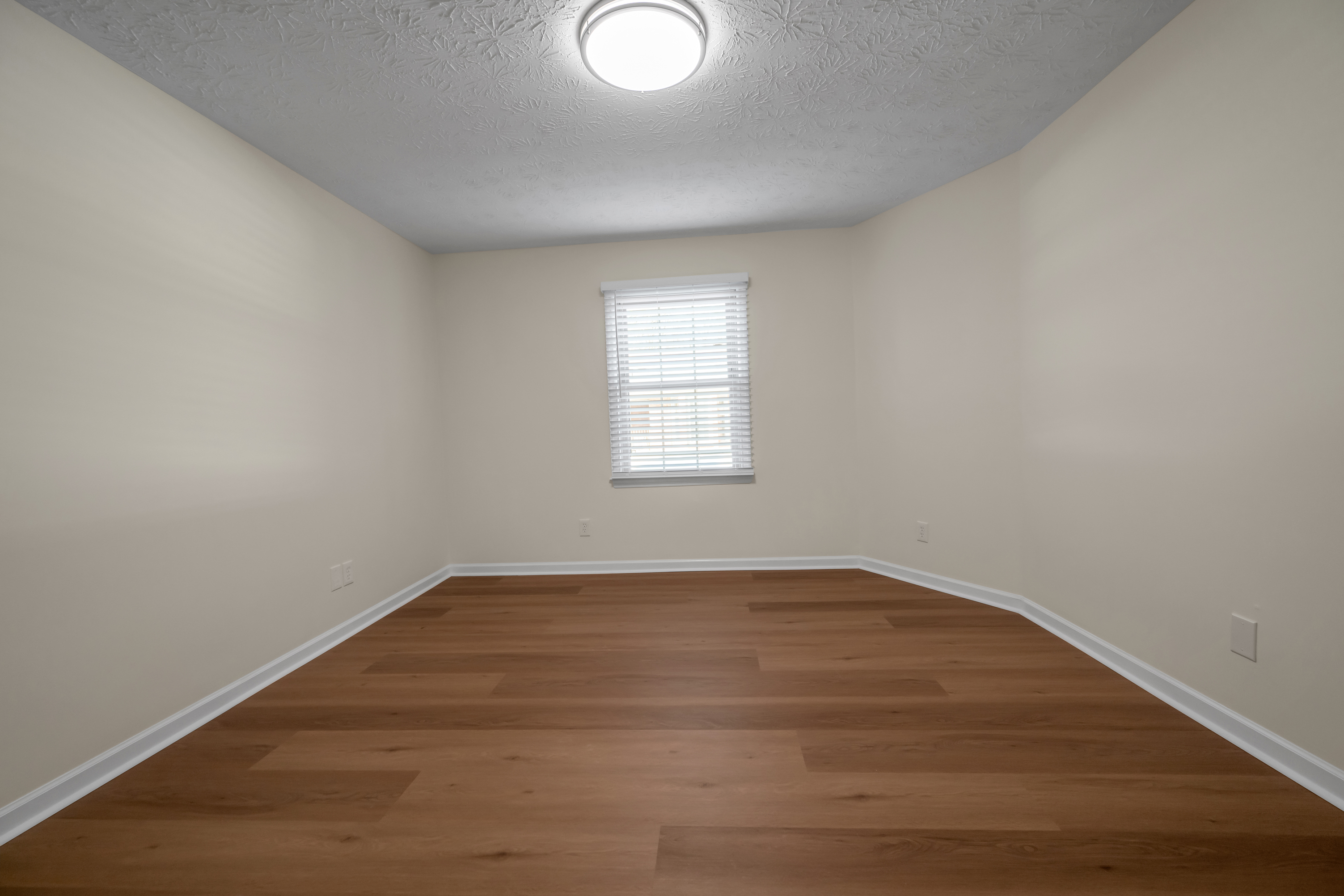  1167 Turkey Foot Road #8 - 物件實景