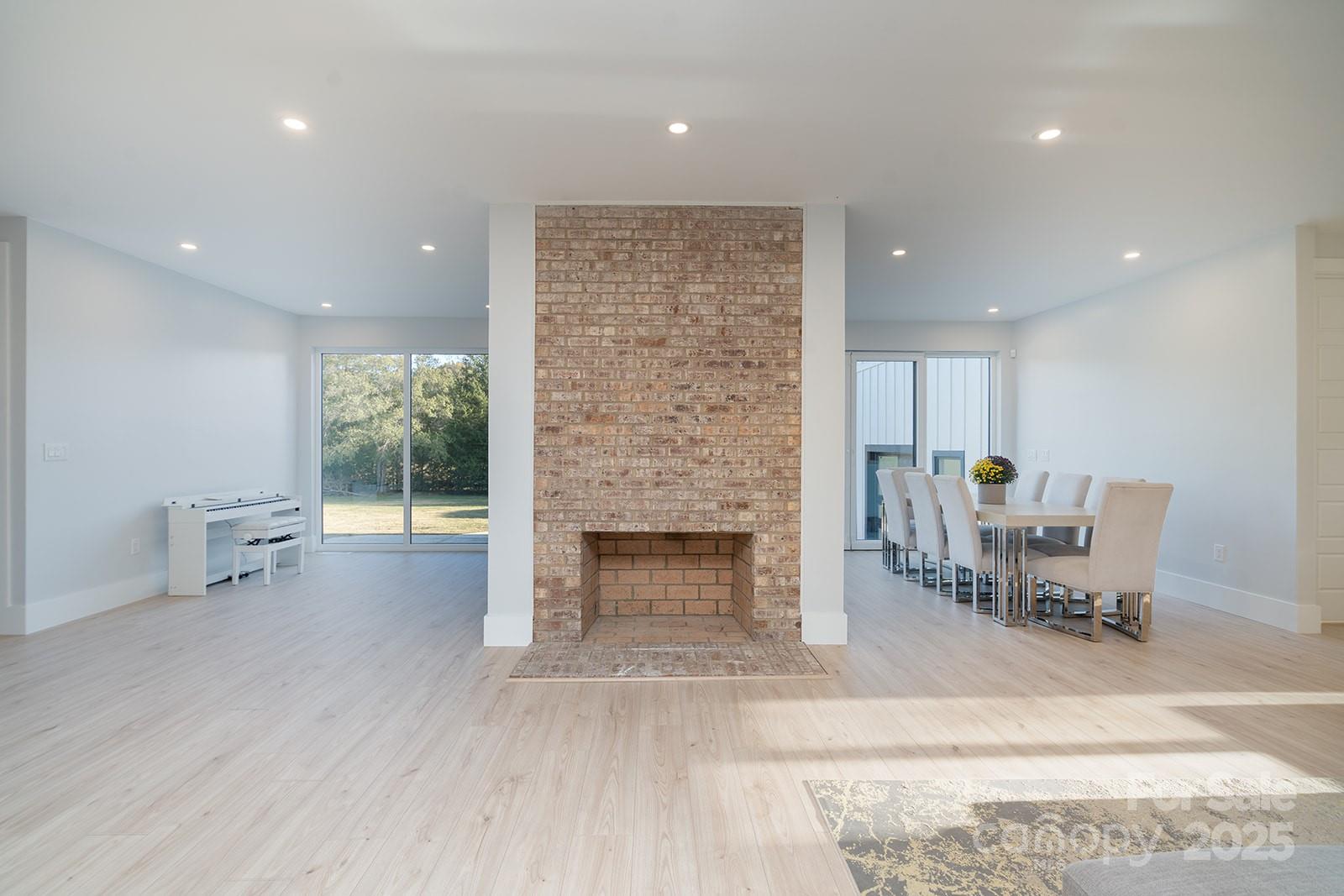 Waxhaw, North Carolina, 28173, United States, 5 Bedrooms Bedrooms, ,4 BathroomsBathrooms,Residential,For Sale,1990877