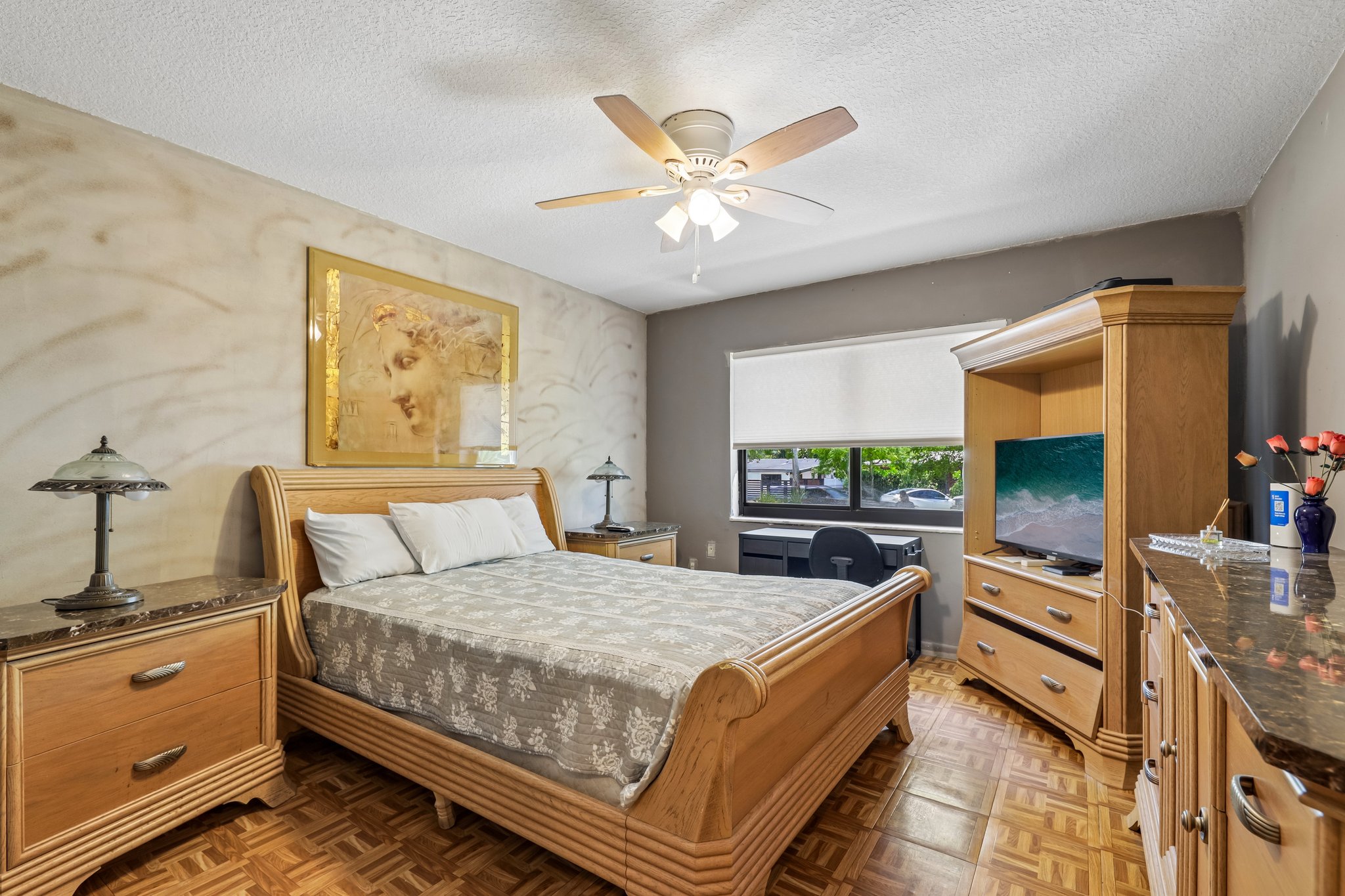  19805 NE 22nd Ave, Miami, FL, 33180 - 物件實景