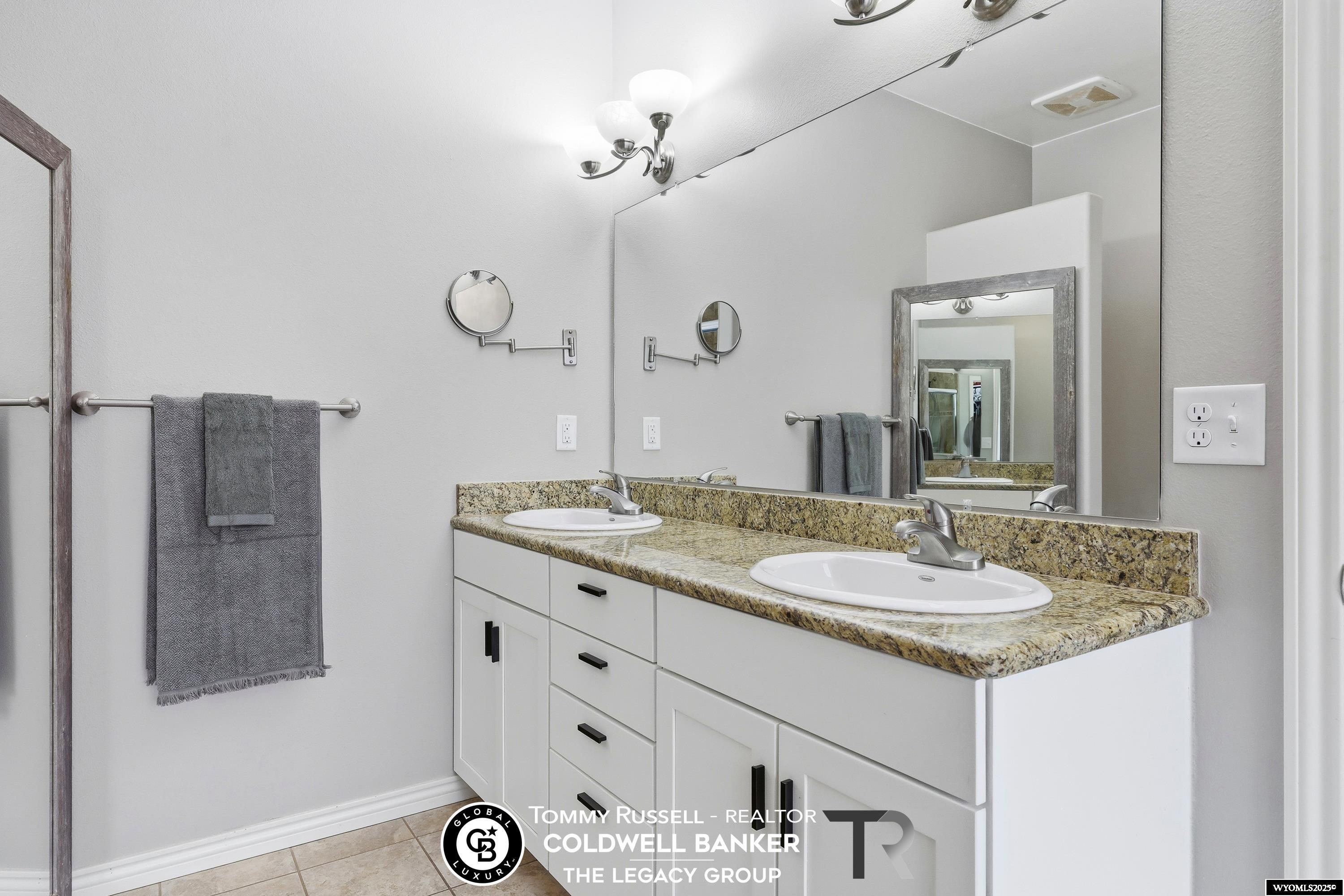 Casper, Wyoming, 82609, United States, 4 Bedrooms Bedrooms, ,3 BathroomsBathrooms,Residential,For Sale,1995940