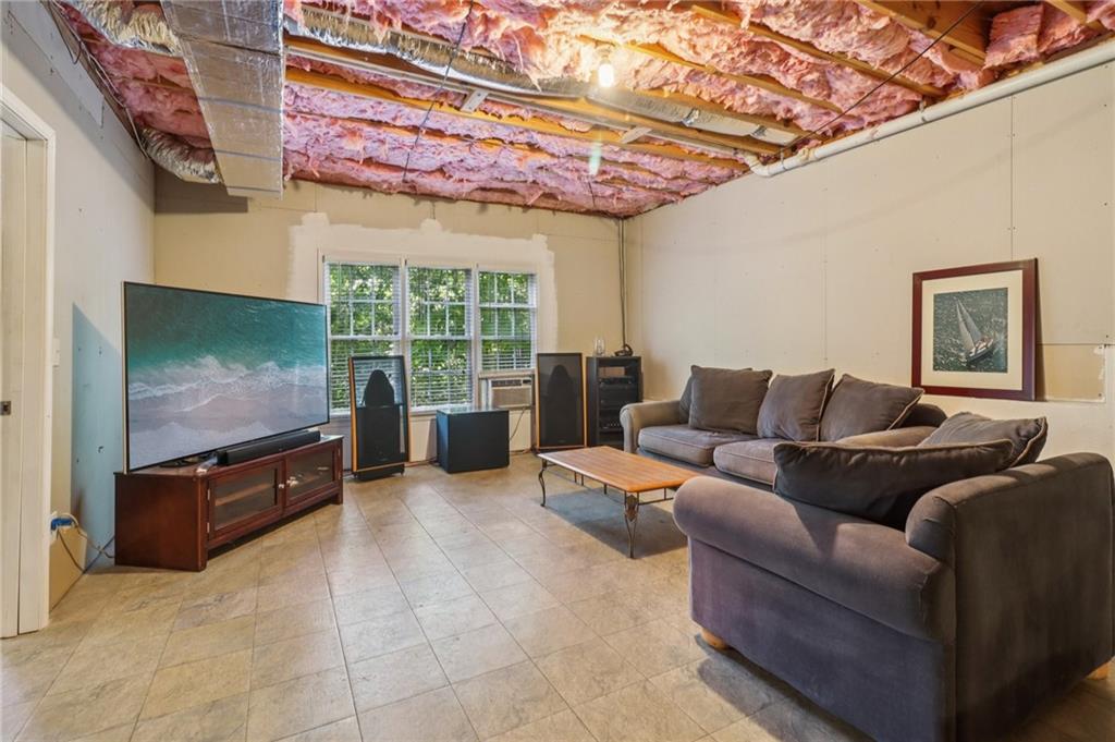 Flowery Branch, Georgia, 30542, United States, 4 Bedrooms Bedrooms, ,3 BathroomsBathrooms,Residential,For Sale,1923417