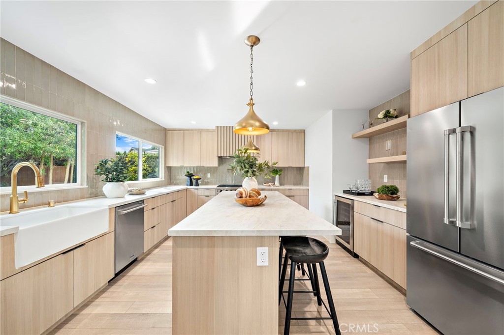 Huntington Beach, California, 92649, United States, 5 Bedrooms Bedrooms, ,4 BathroomsBathrooms,Residential,For Sale,1986485