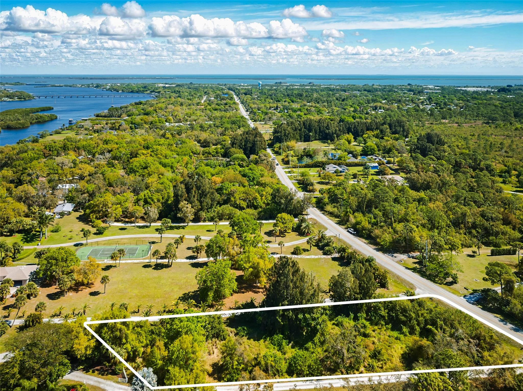 Sebastian, Florida, 32958, United States, 4 Bedrooms Bedrooms, ,3 BathroomsBathrooms,Residential,For Sale,1932419