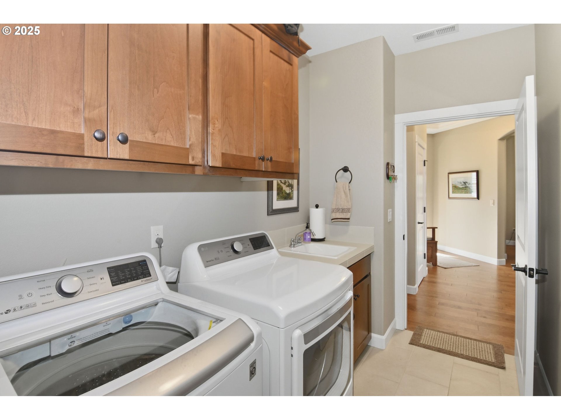 Ridgefield, Washington, 98642, United States, 2 Bedrooms Bedrooms, ,2 BathroomsBathrooms,Residential,For Sale,1971476