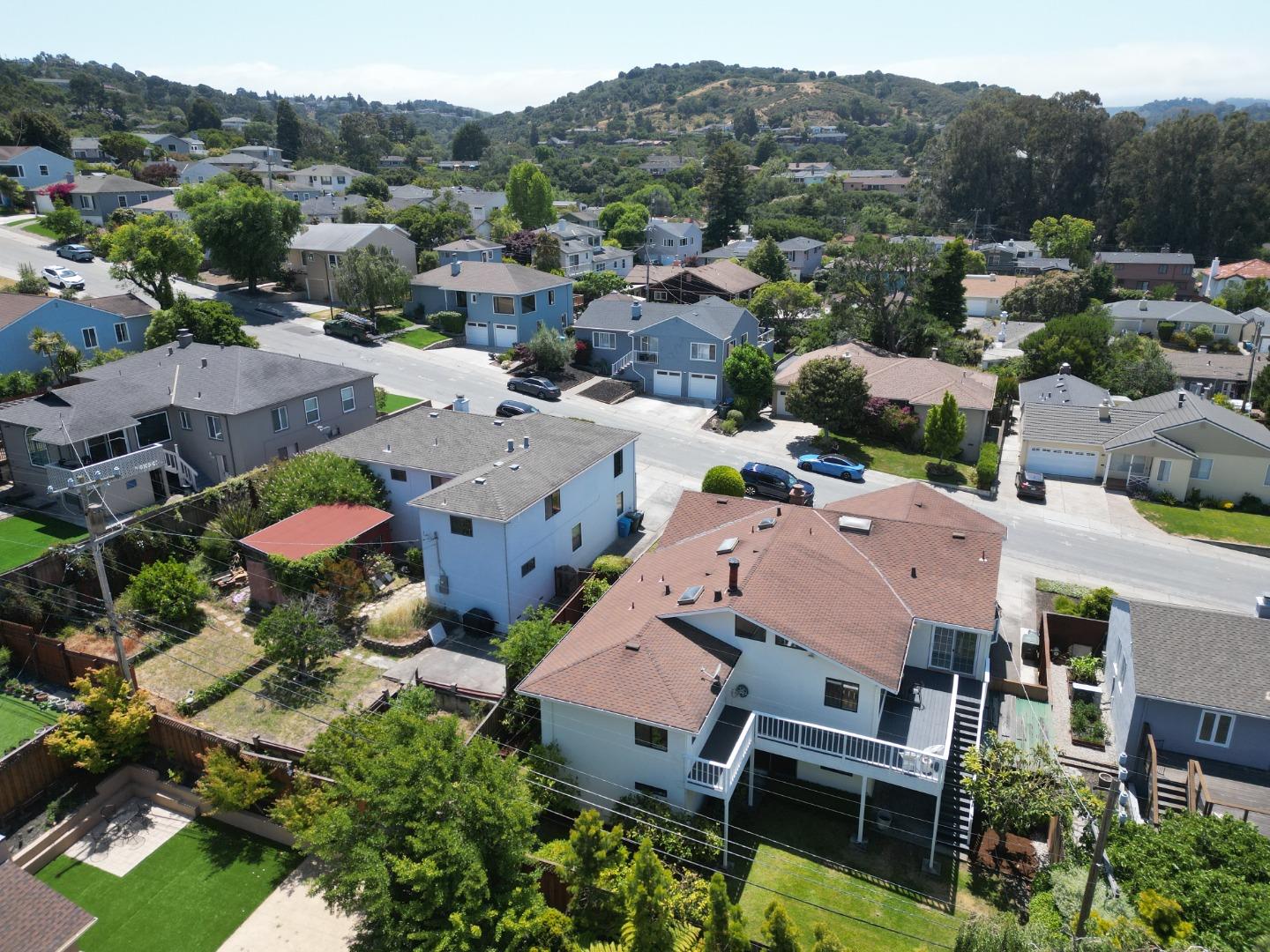 San Mateo, California, 94403, United States, 4 Bedrooms Bedrooms, ,3 BathroomsBathrooms,Residential,For Sale,1848740