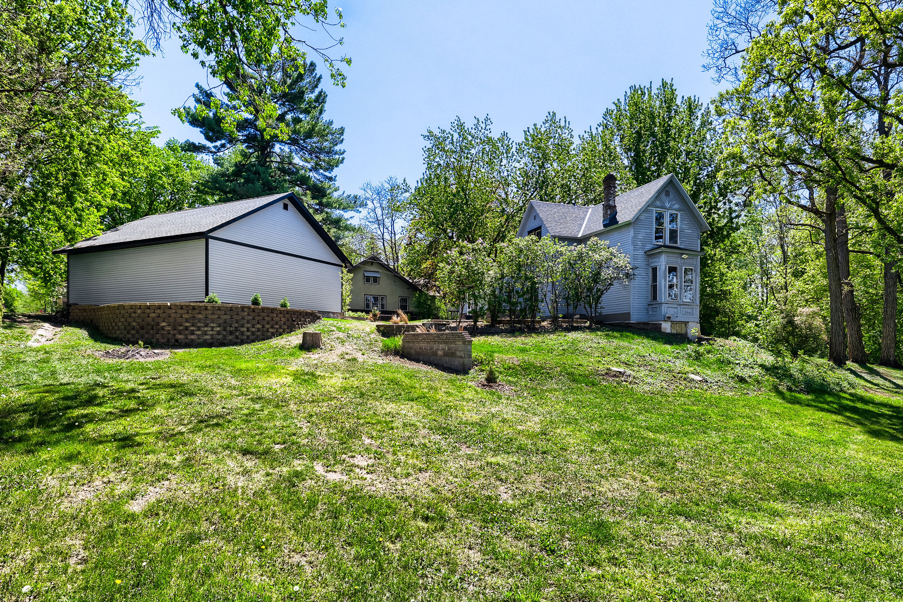  Rare Farmhouse Hilltop Estate - 物件實景
