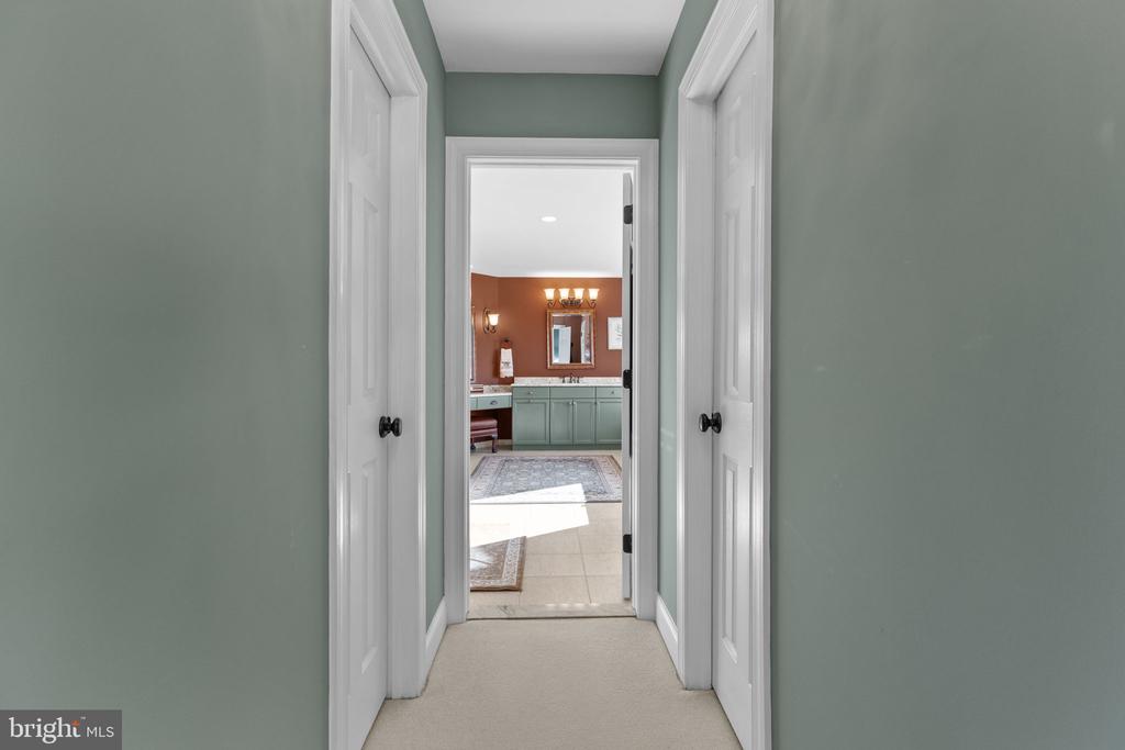 New Hope, Pennsylvania, 18938, United States, 4 Bedrooms Bedrooms, ,4 BathroomsBathrooms,Residential,For Sale,2003111