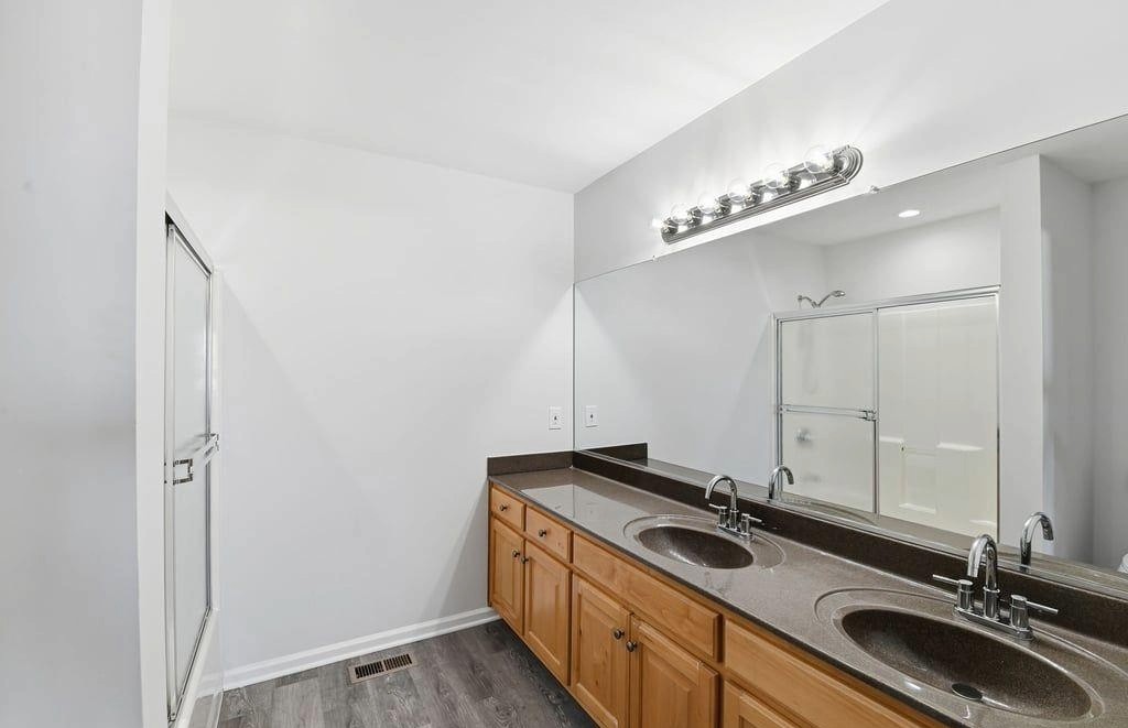 Newport News, Virginia, 23608, United States, 4 Bedrooms Bedrooms, ,4 BathroomsBathrooms,Residential,For Sale,2006290