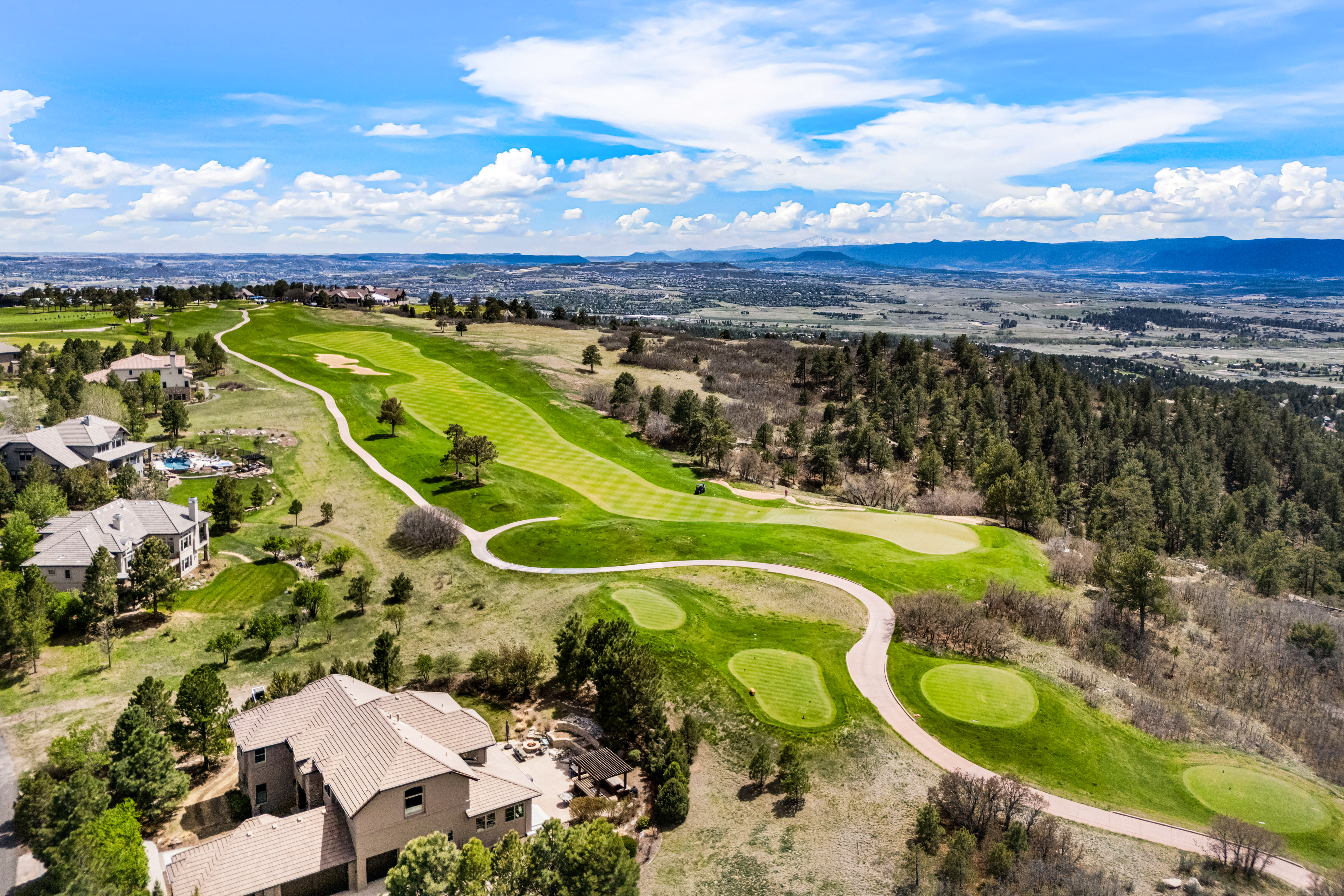  Exceptional ranch-style home in the prestigious gated golf course community - 物件實景