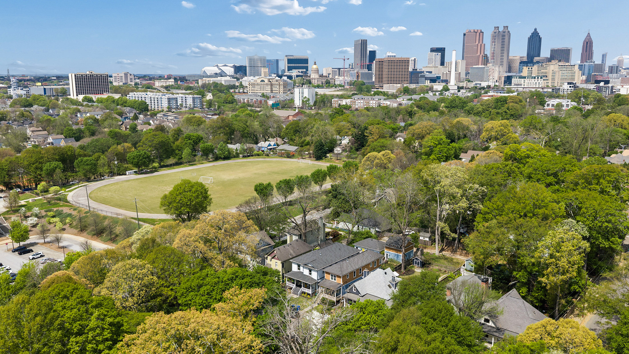  beautifully designed craftsman-style townhome near grant  park - 物件實景