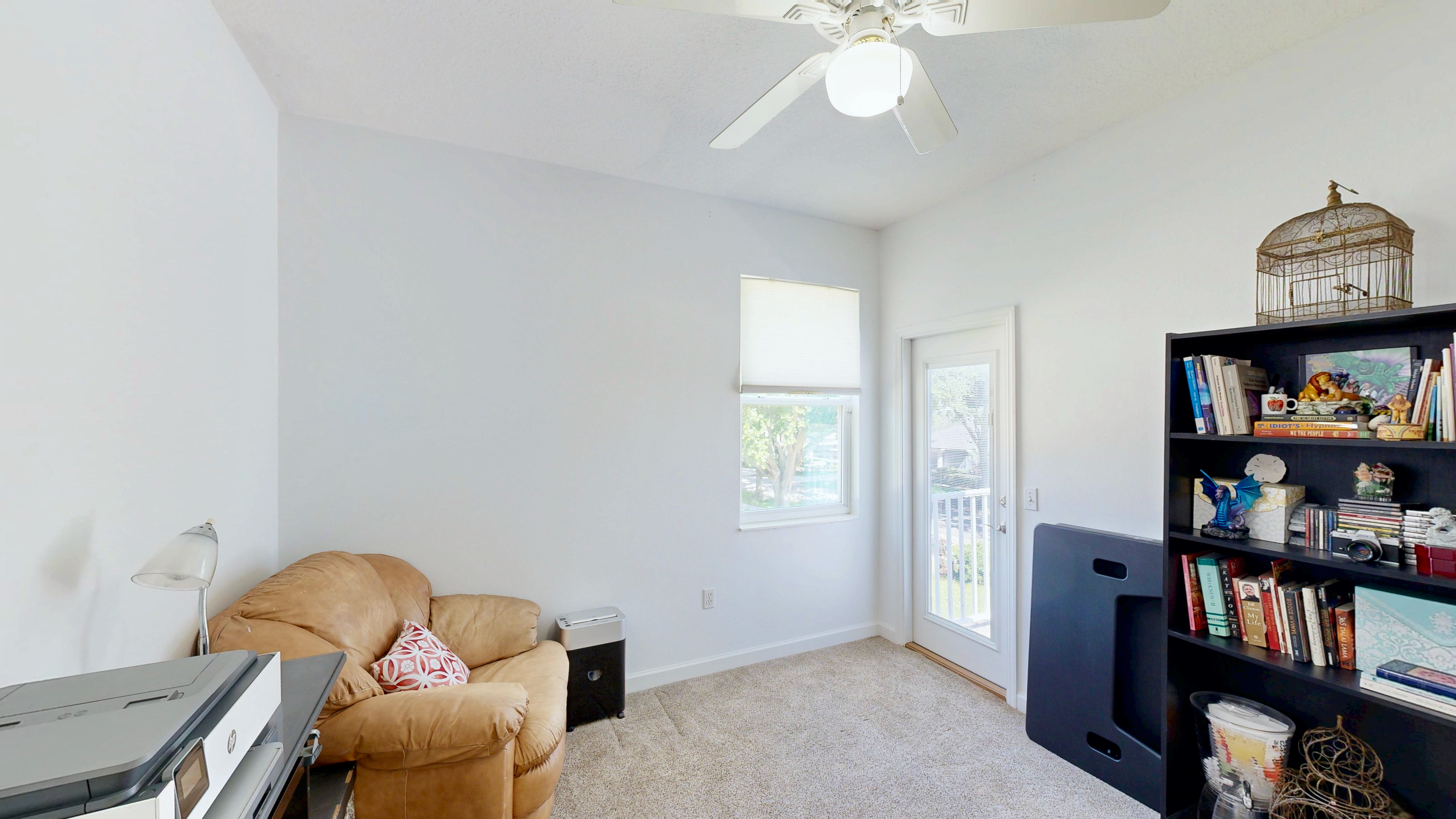 Oakland, Florida, 34760, United States, 4 Bedrooms Bedrooms, ,3 BathroomsBathrooms,Residential,For Sale,1828727