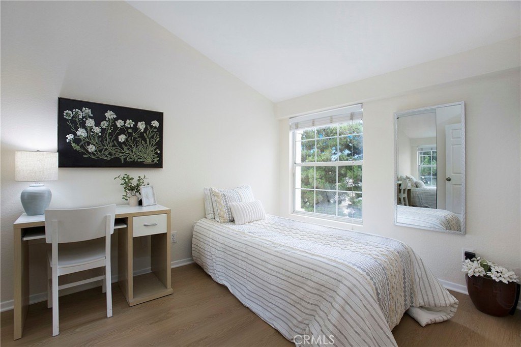 Anaheim, California, 92808, United States, 2 Bedrooms Bedrooms, ,2 BathroomsBathrooms,Residential,For Sale,1917583