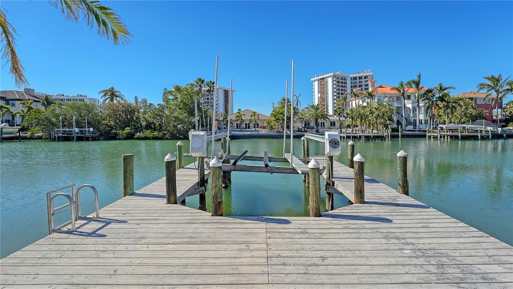 Sarasota, Florida, 34236, United States, 4 Bedrooms Bedrooms, ,4 BathroomsBathrooms,Residential,For Sale,1684357