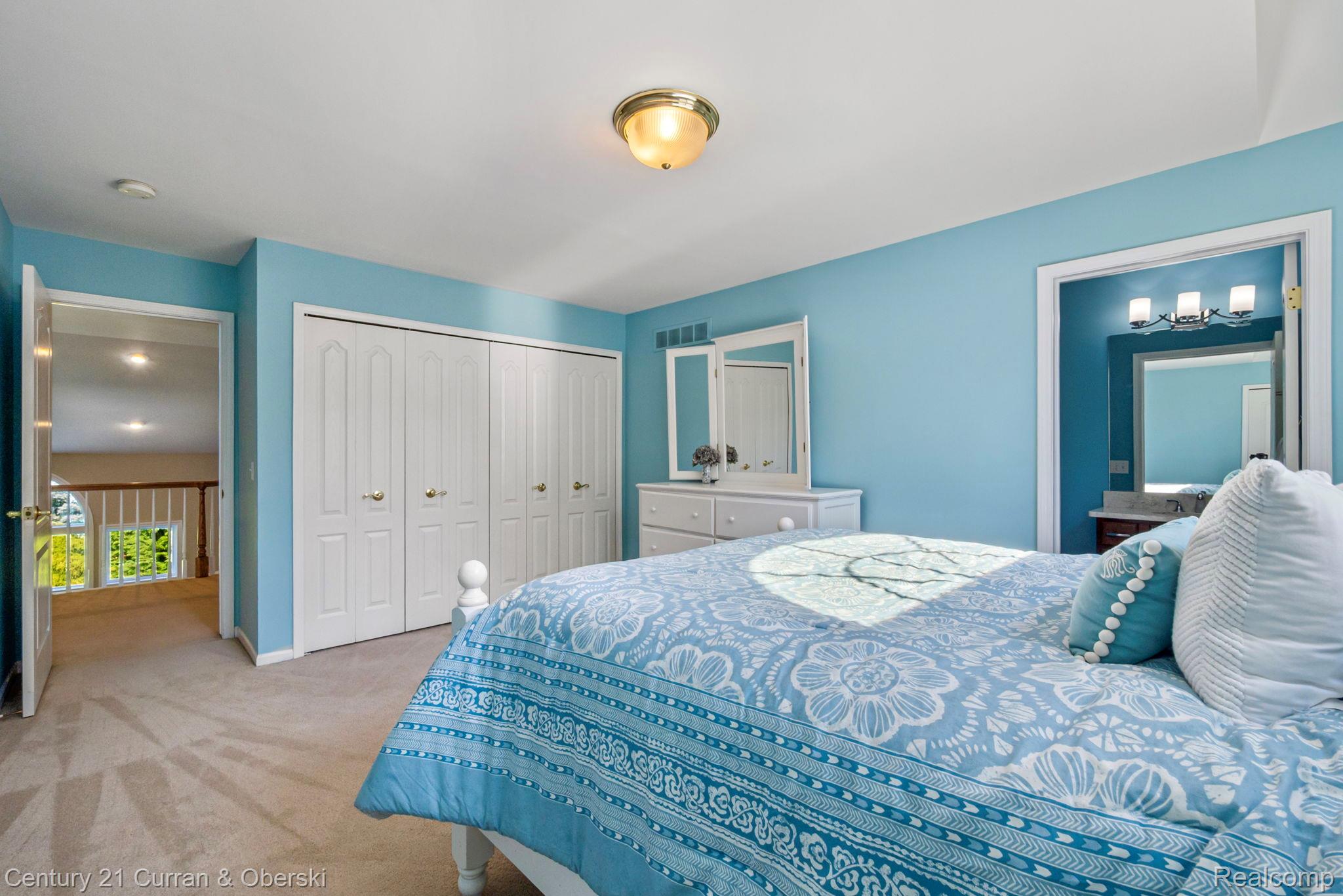 Novi, Michigan, 48374, United States, 4 Bedrooms Bedrooms, ,6 BathroomsBathrooms,Residential,For Sale,1914653