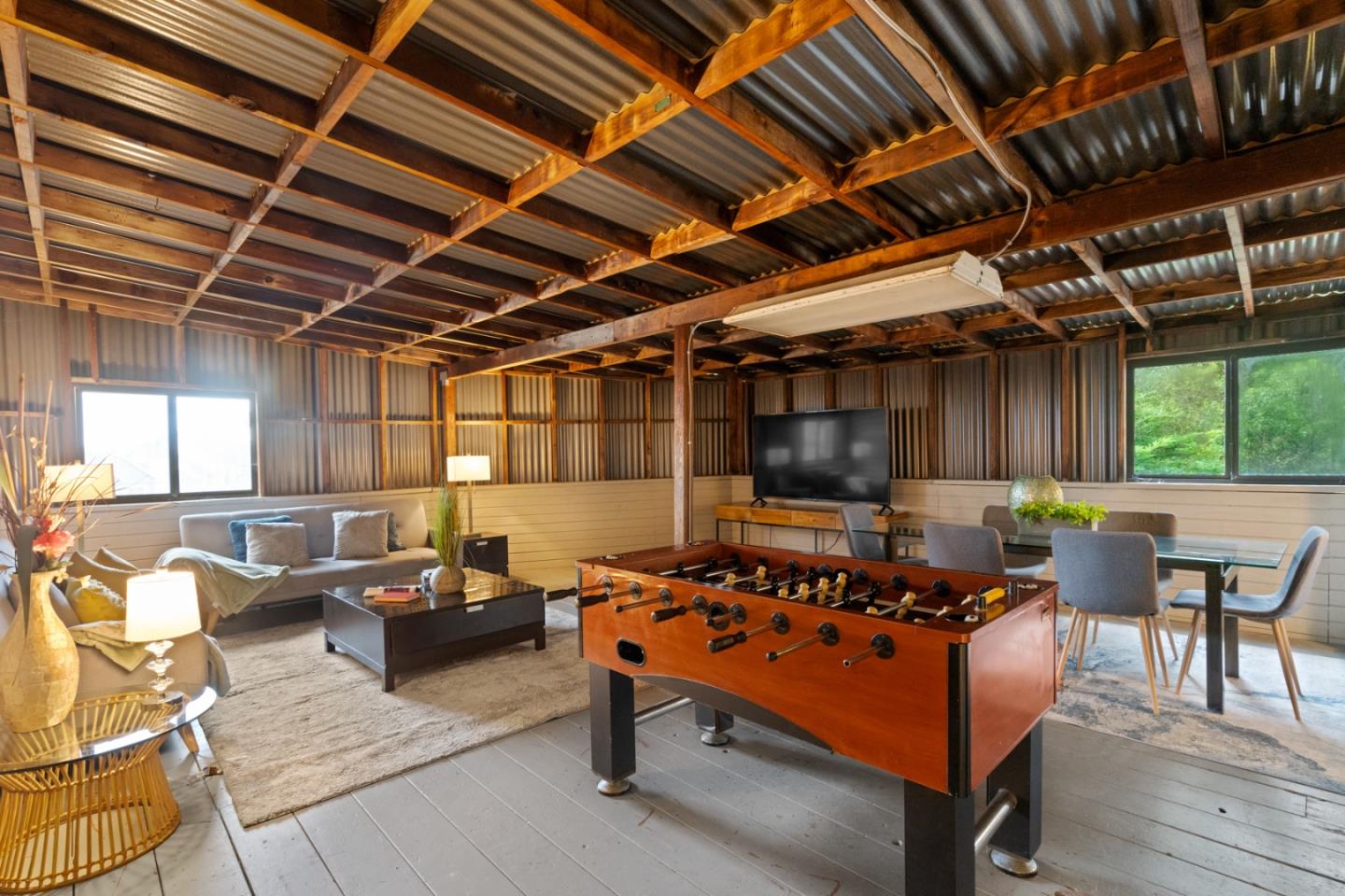 Pacifica, California, 94044, United States, 4 Bedrooms Bedrooms, ,5 BathroomsBathrooms,Residential,For Sale,1988346