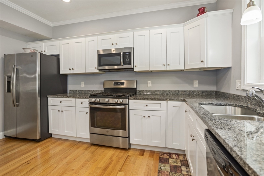 Haverhill, Massachusetts, 01832, United States, 3 Bedrooms Bedrooms, ,3 BathroomsBathrooms,Residential,For Sale,1879402