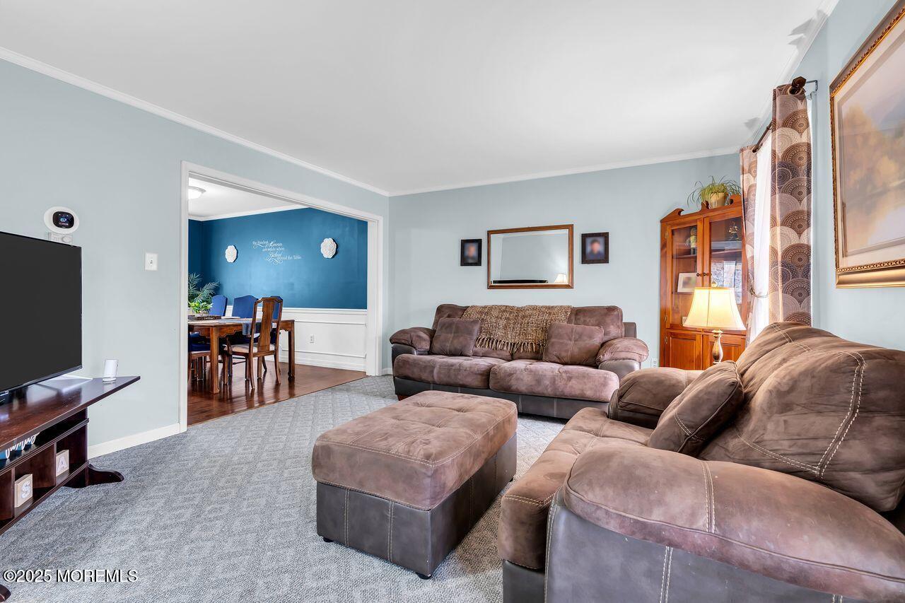 Howell, New Jersey, 07731, United States, 3 Bedrooms Bedrooms, ,3 BathroomsBathrooms,Residential,For Sale,2000438