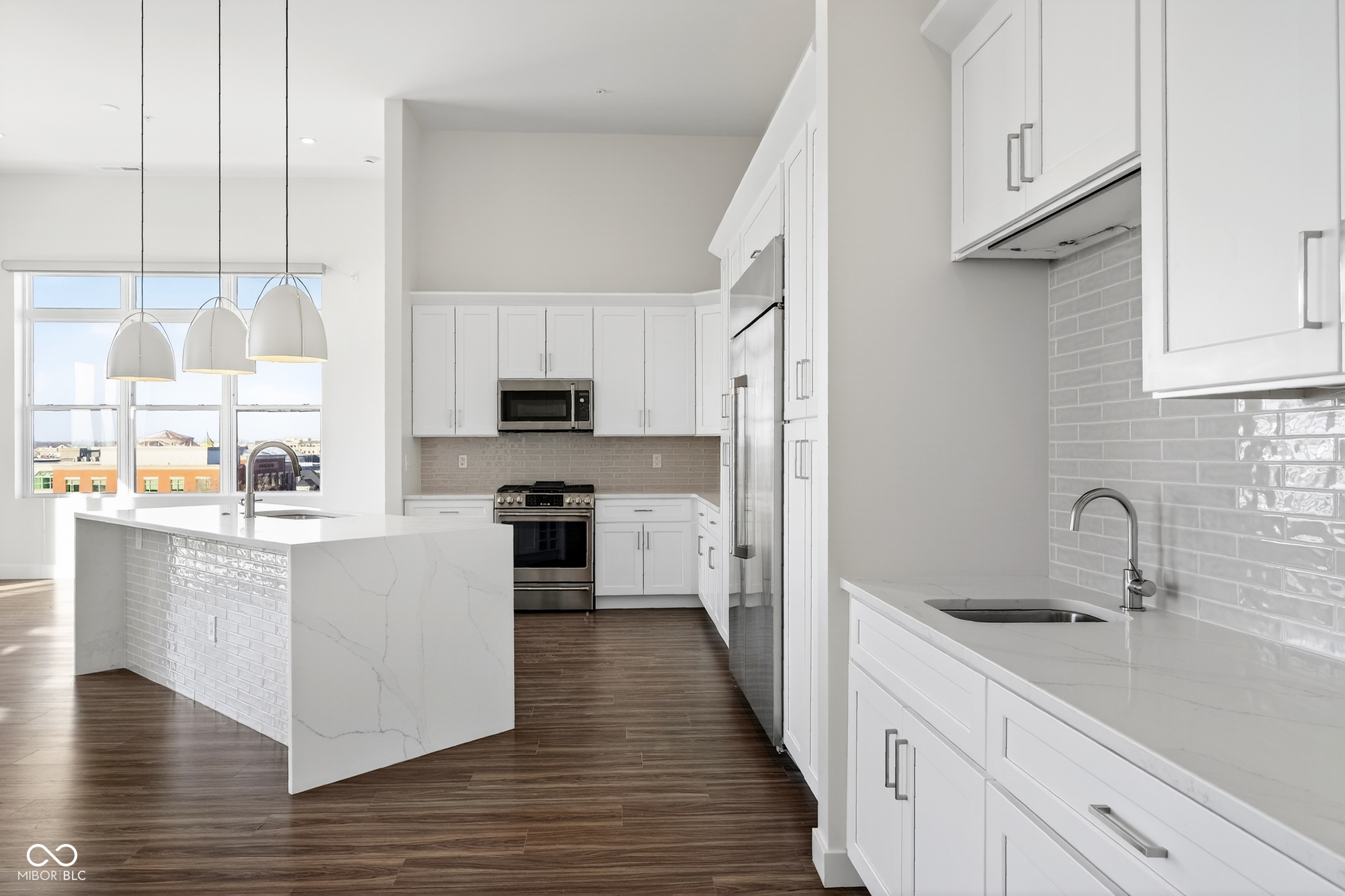 Carmel, Indiana, 46032, United States, 2 Bedrooms Bedrooms, ,3 BathroomsBathrooms,Residential,For Sale,1982696